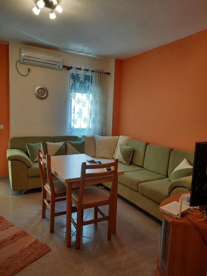Apartment Holiday Golem (Tirana)