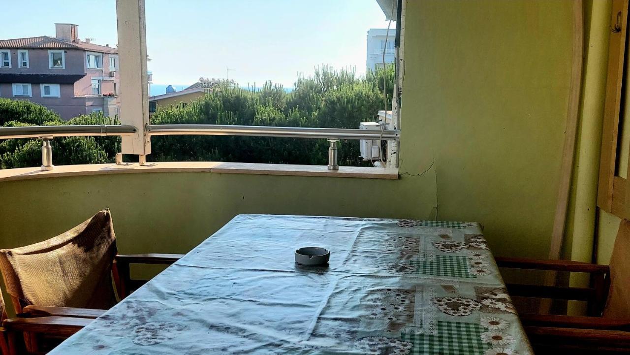 Apartment Holiday *