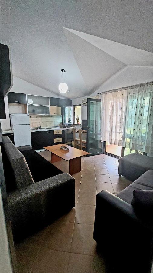 Holiday Apartment *